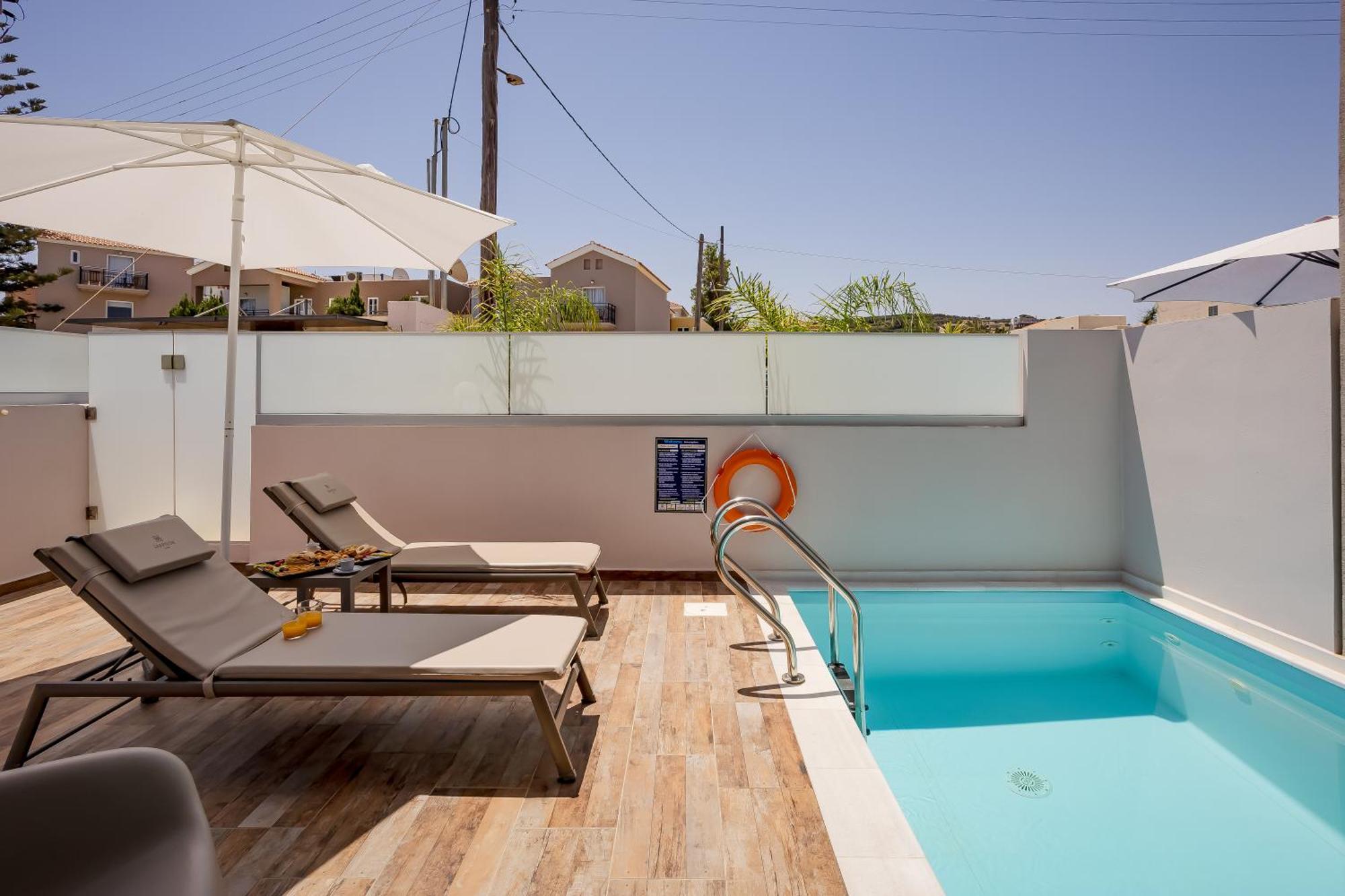 Sarpidon Suites Agia Marina 外观 照片