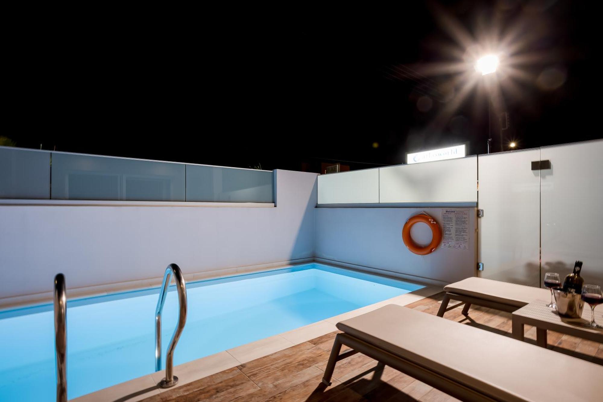 Sarpidon Suites Agia Marina 外观 照片