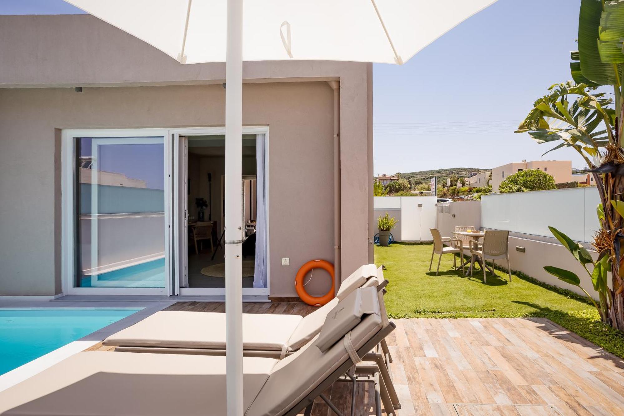Sarpidon Suites Agia Marina 外观 照片