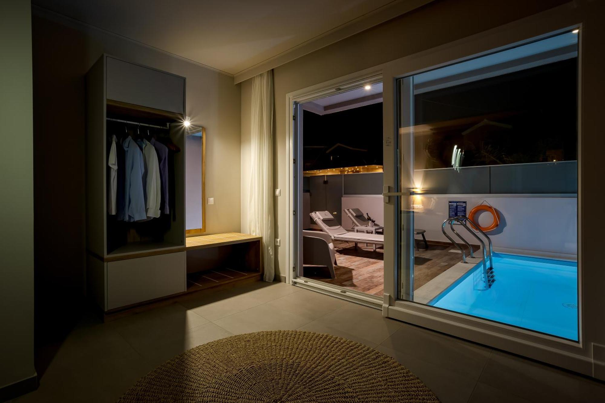 Sarpidon Suites Agia Marina 外观 照片