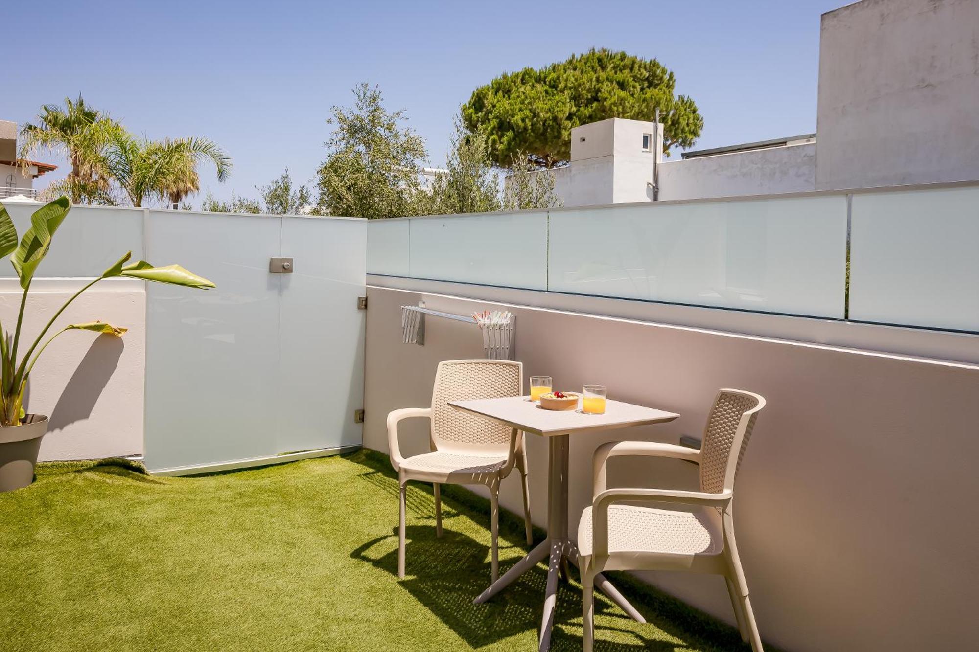 Sarpidon Suites Agia Marina 外观 照片
