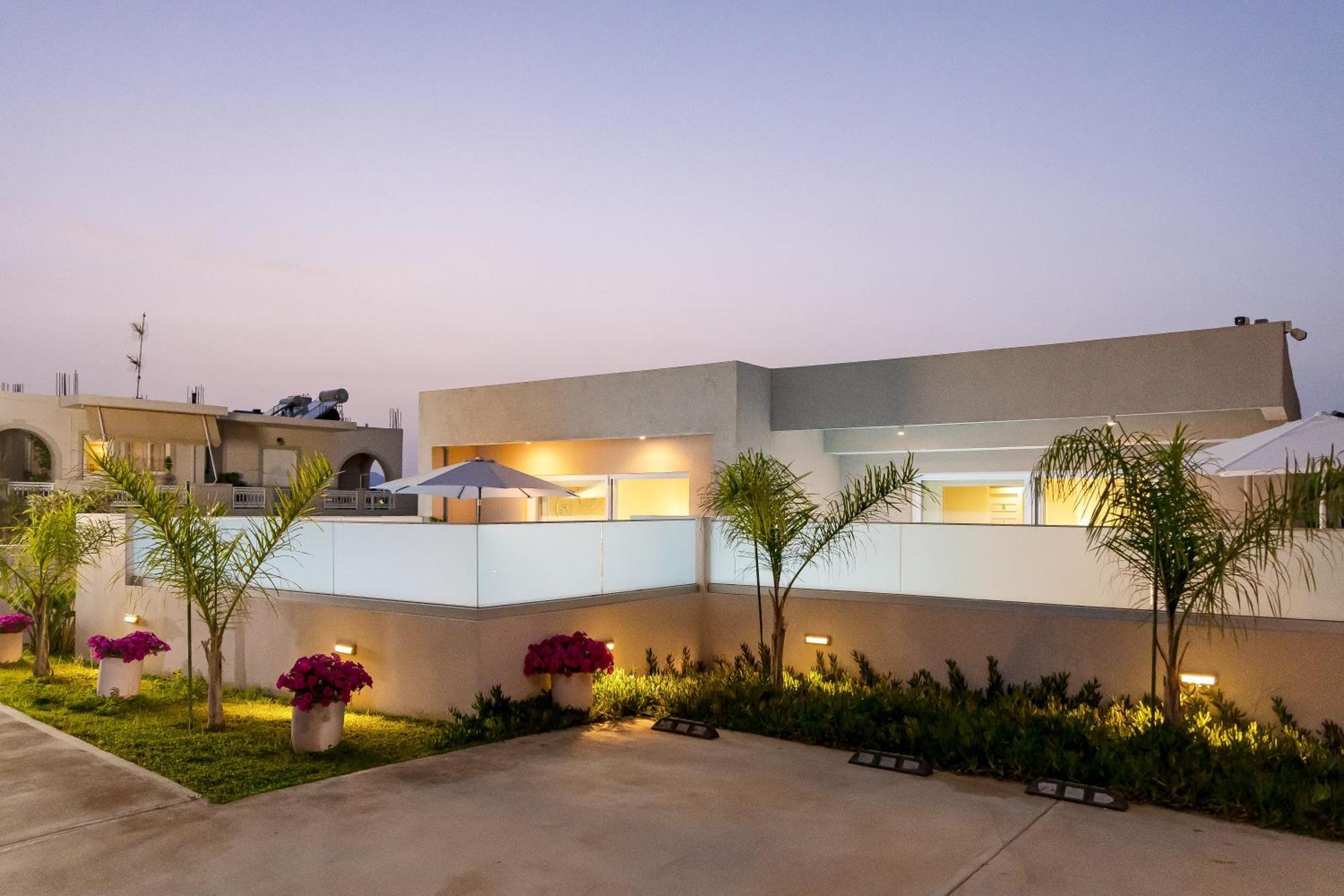 Sarpidon Suites Agia Marina 外观 照片