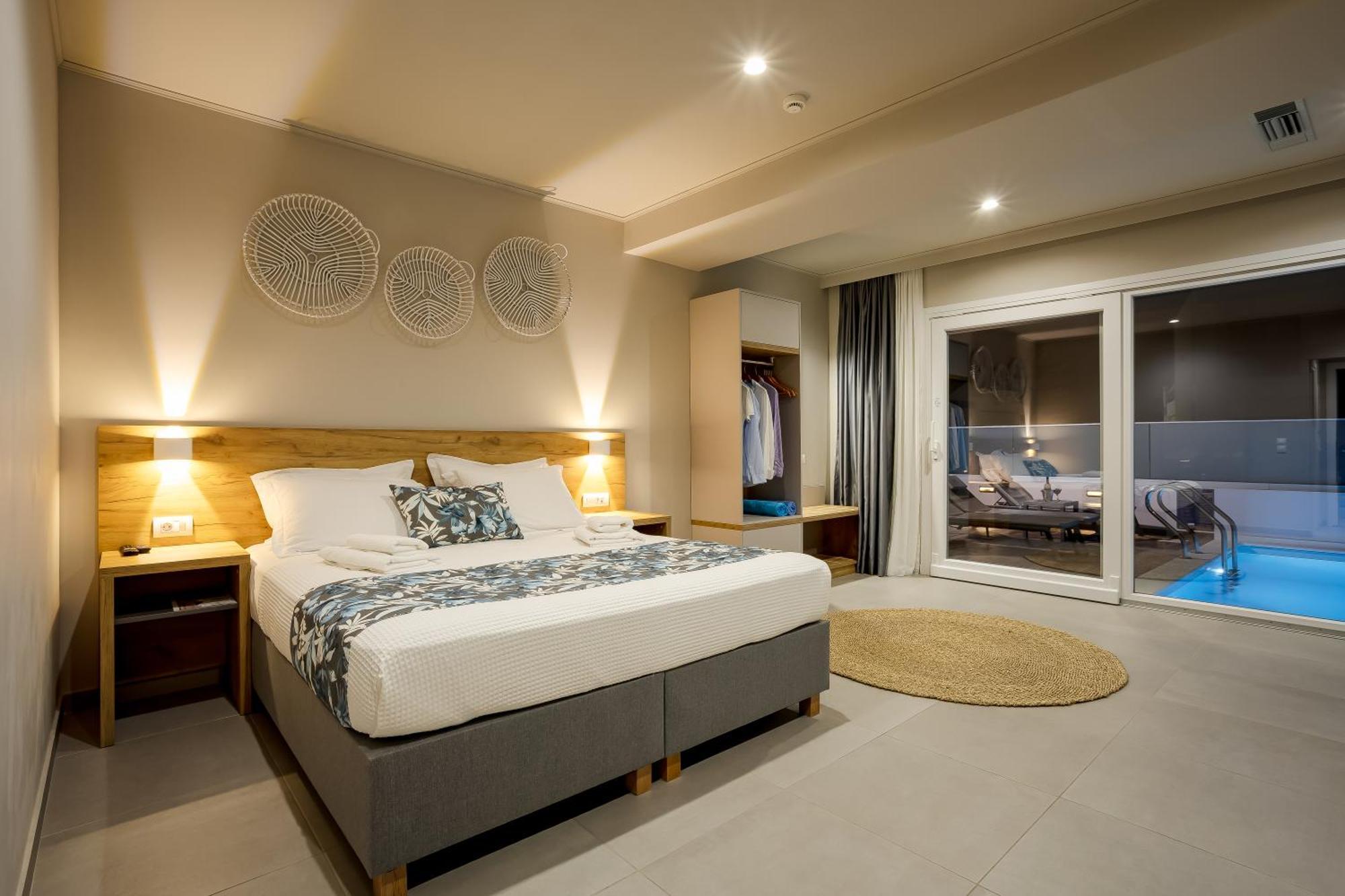 Sarpidon Suites Agia Marina 外观 照片