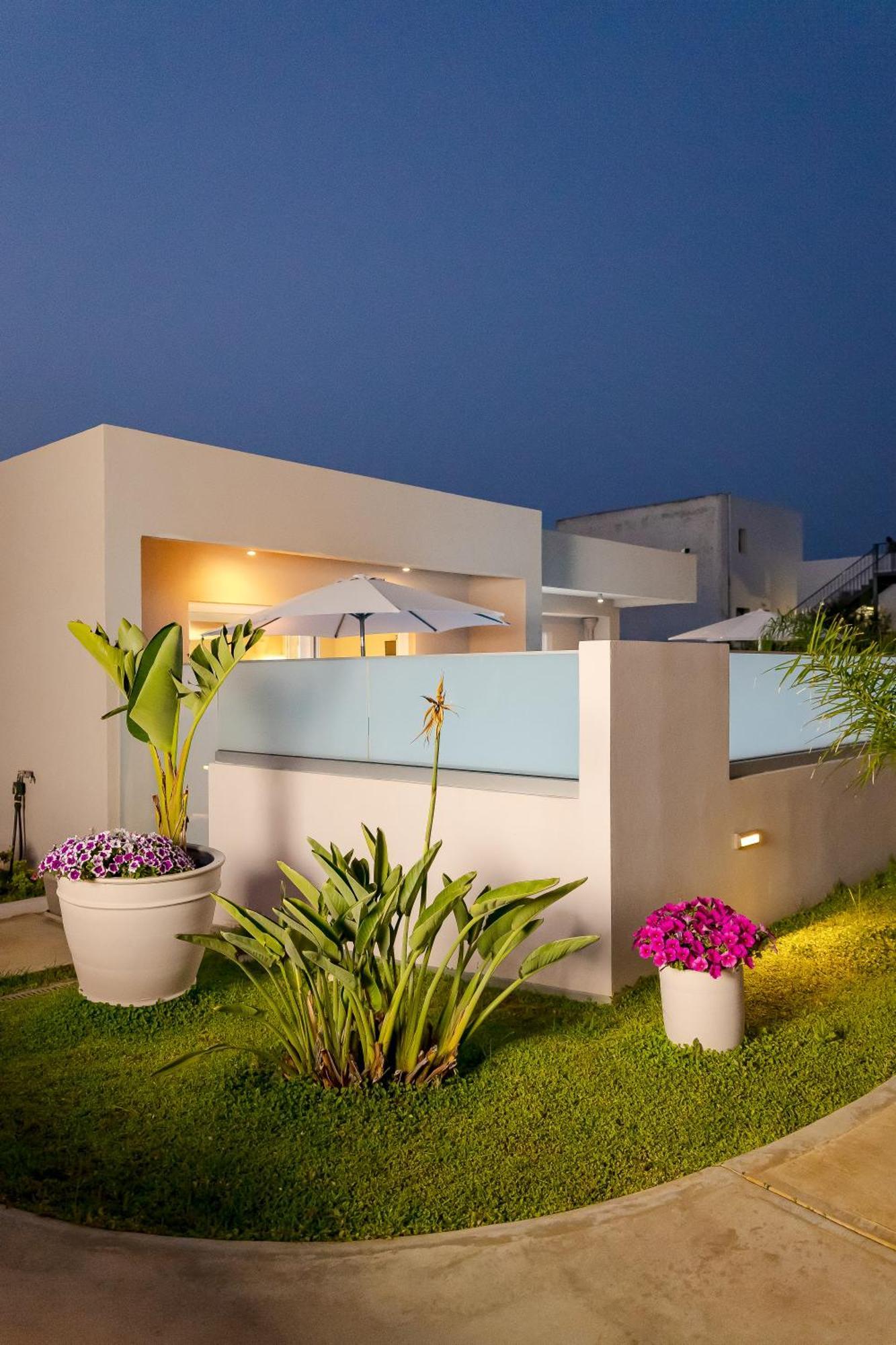 Sarpidon Suites Agia Marina 外观 照片