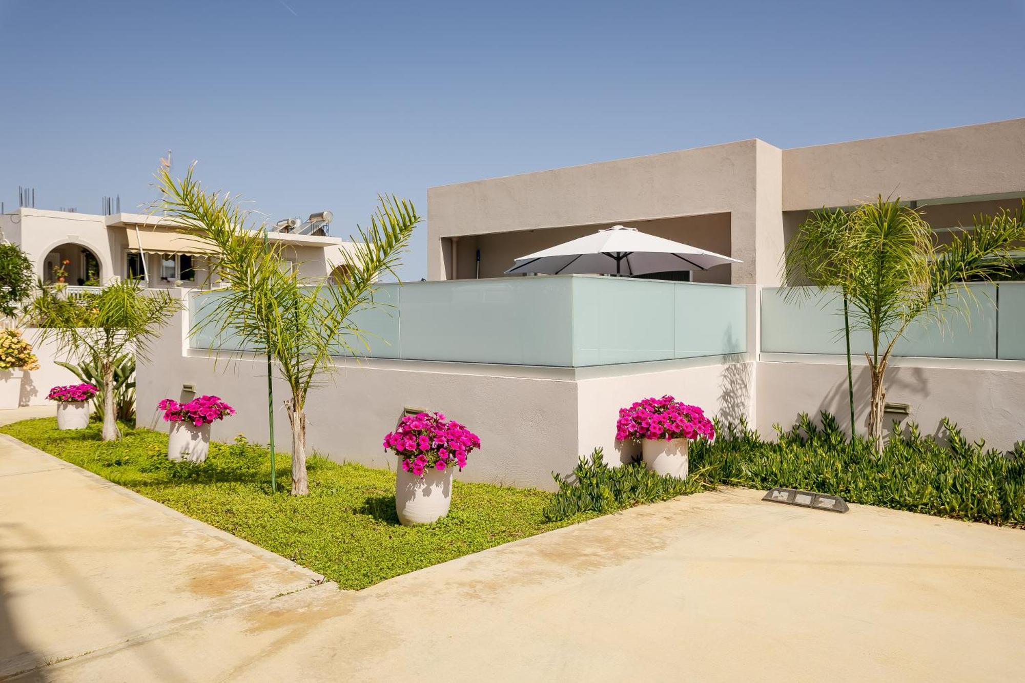 Sarpidon Suites Agia Marina 外观 照片